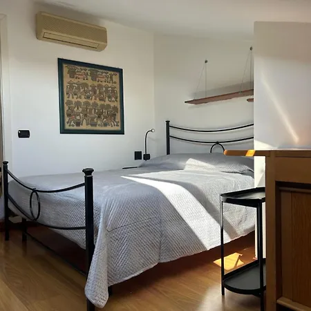 Piccolo Attico Porta Nuova Appartement